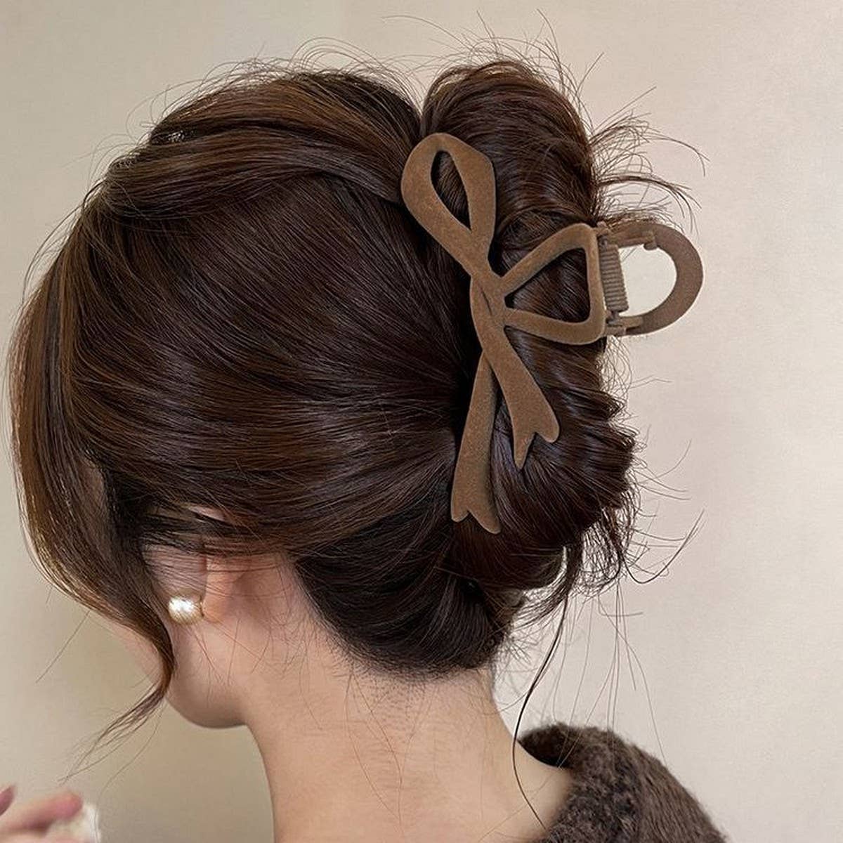 Velvet Bow Hair Clip Red Claw for Elegant Updos