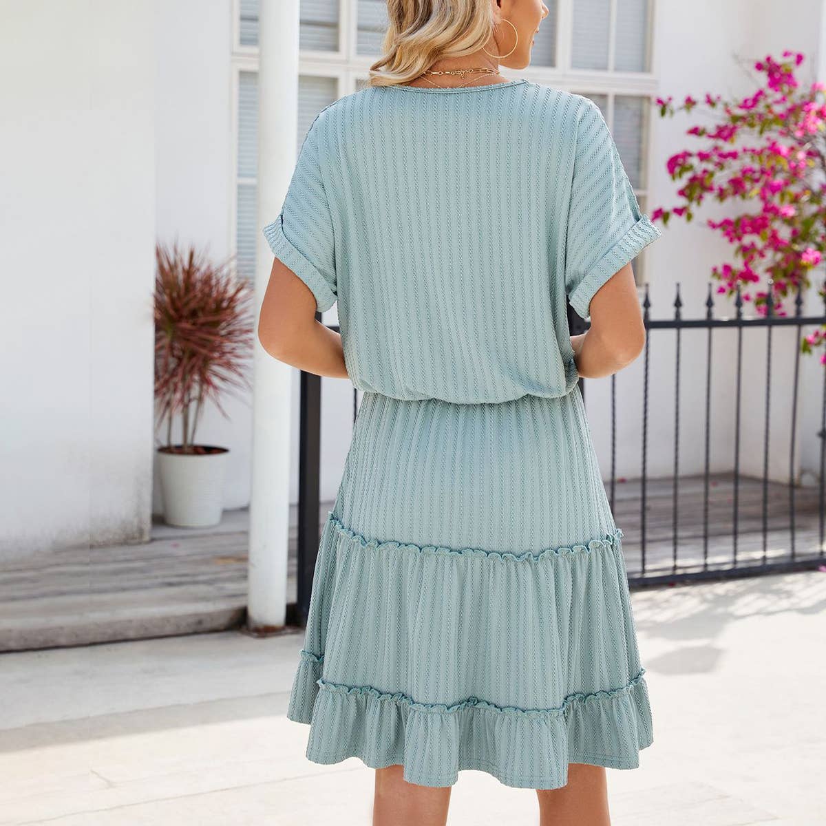 Draping solid color pleated skirt dress