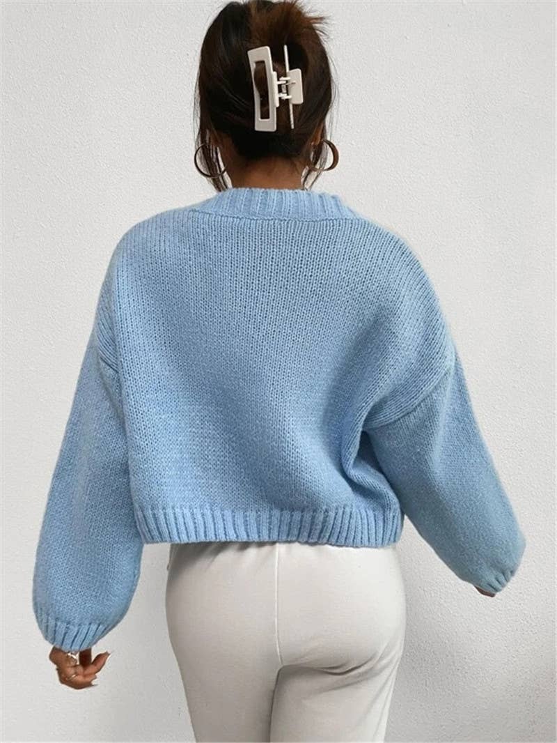 Cloud-shaped off-the-shoulder knitted cardigan