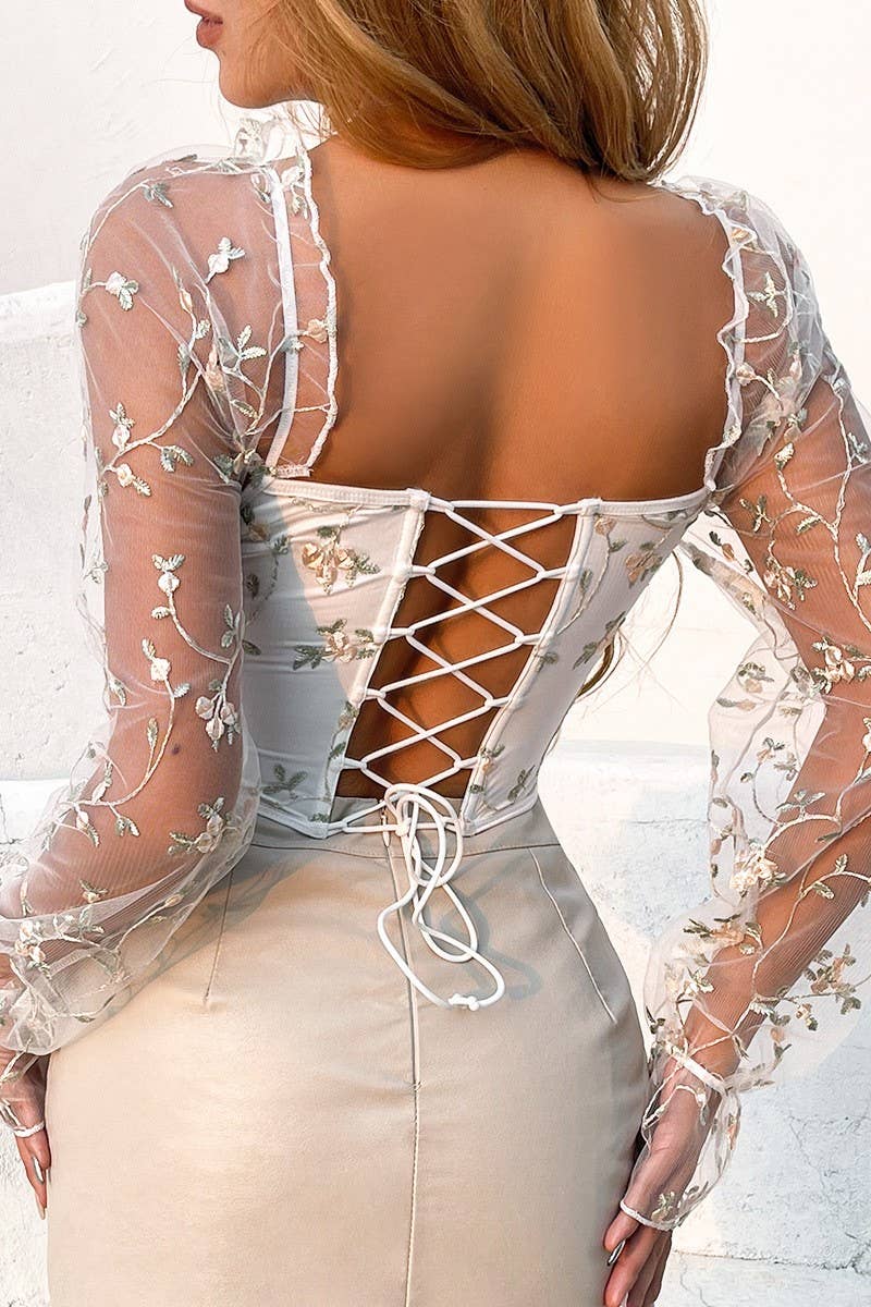 CWTBLL3639_EMBROIDERED SHEER MESH LOW-CUT UNDERWIRE TOP