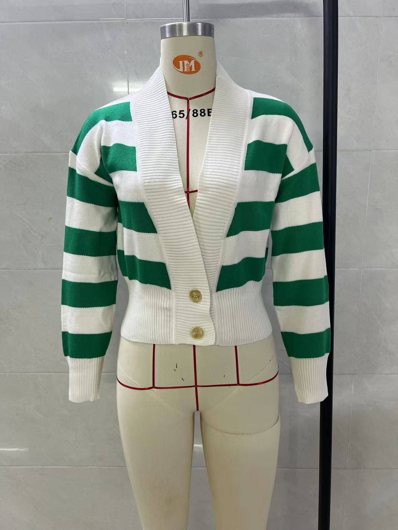 Contrasting color stripes loose knitted cardigan