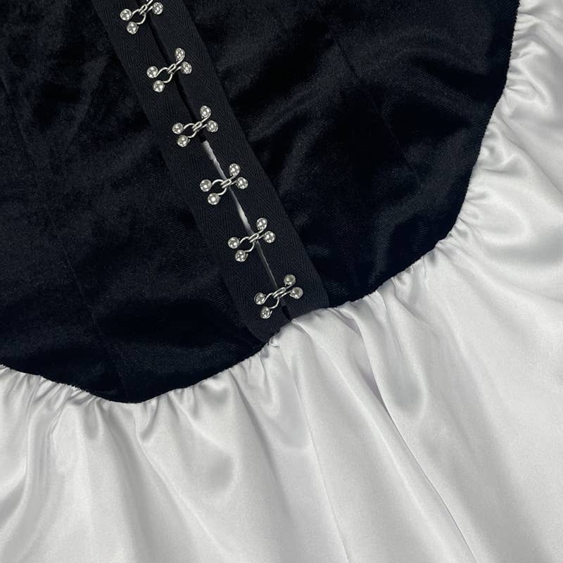 Cinched-waist buttoned backless strapless dress