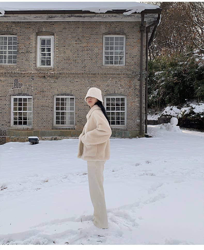 Corduroy sportswear and casual suit