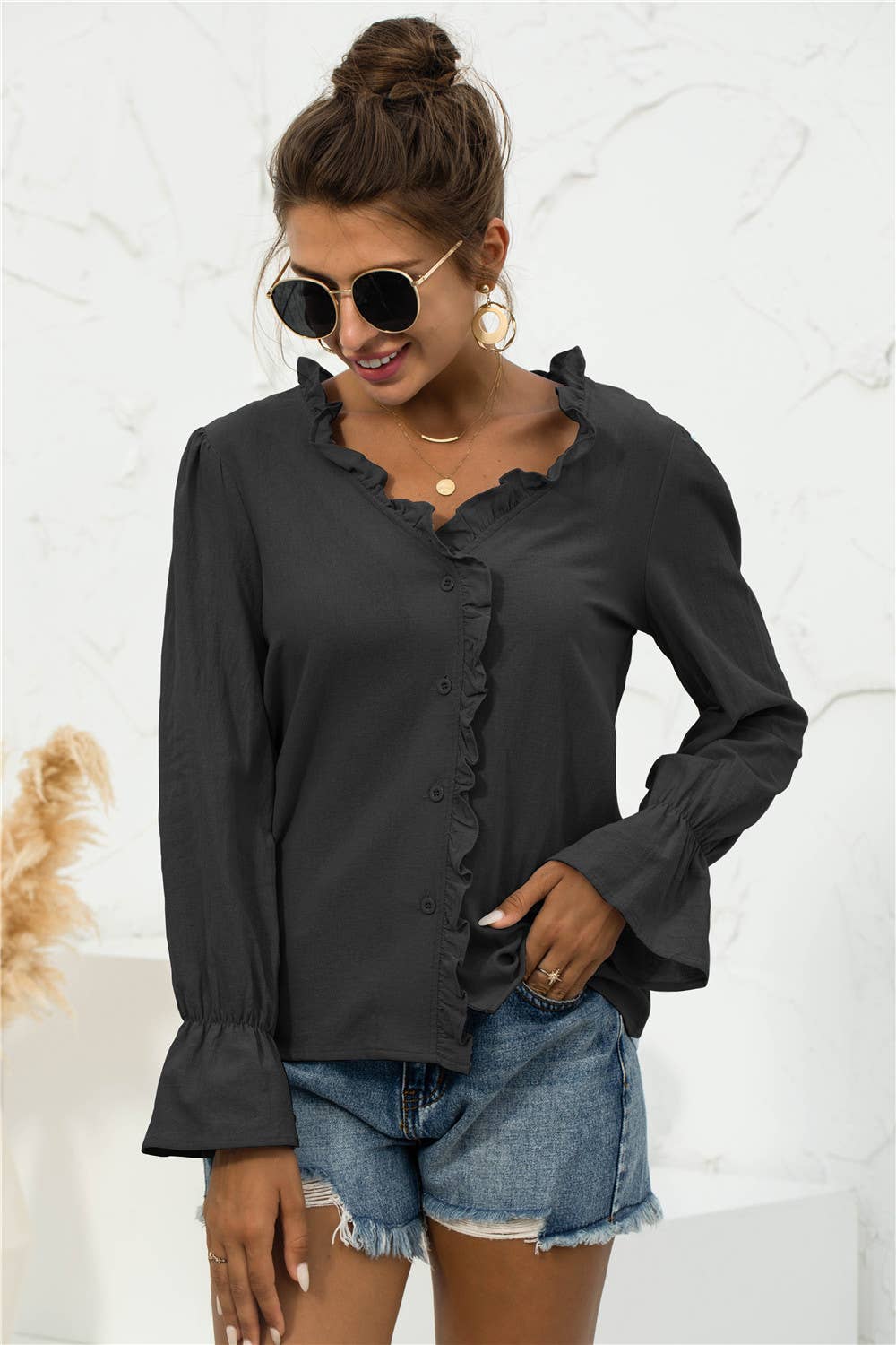 Casual V-neck ruffled button-down shirt