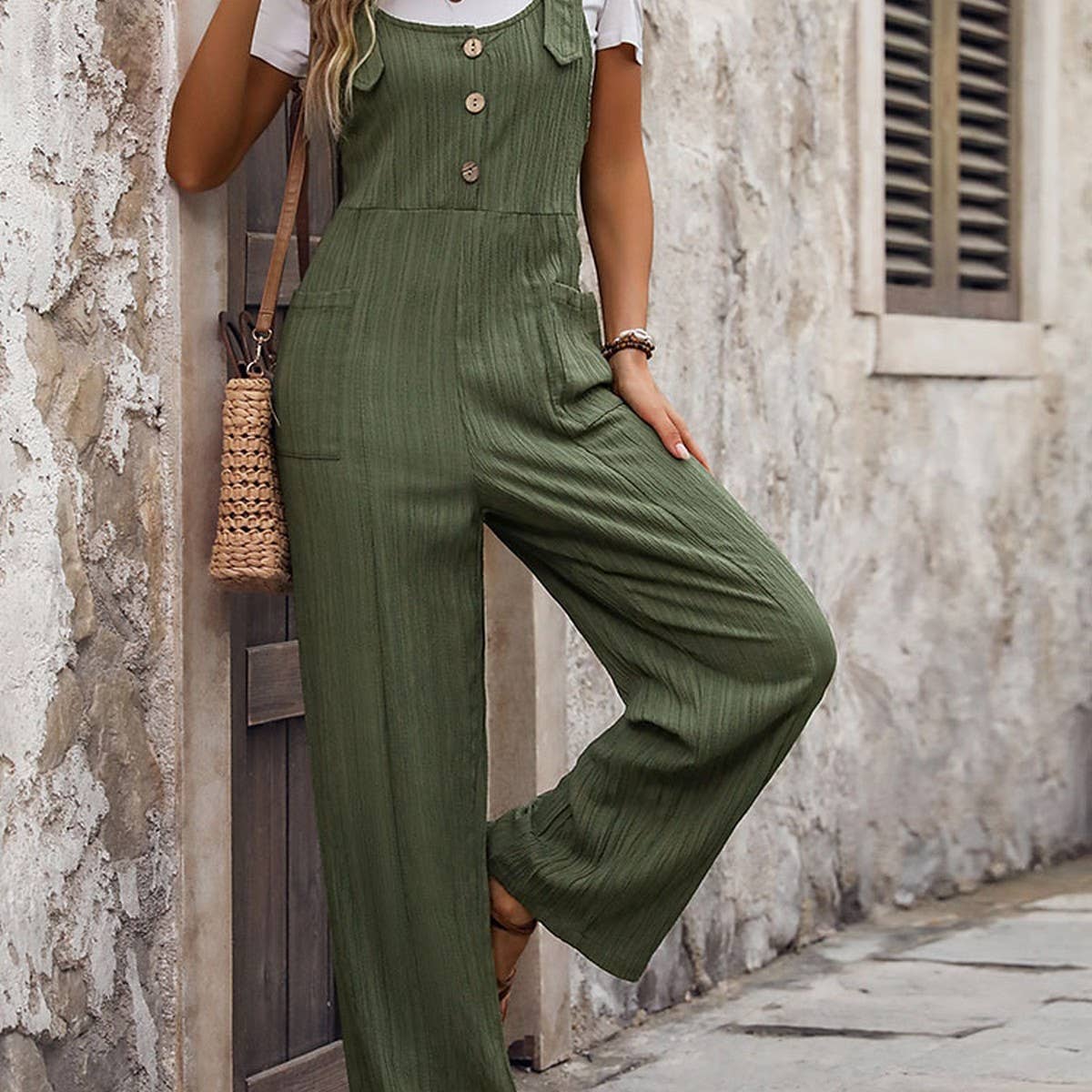 Casual texture of loose pleated overalls