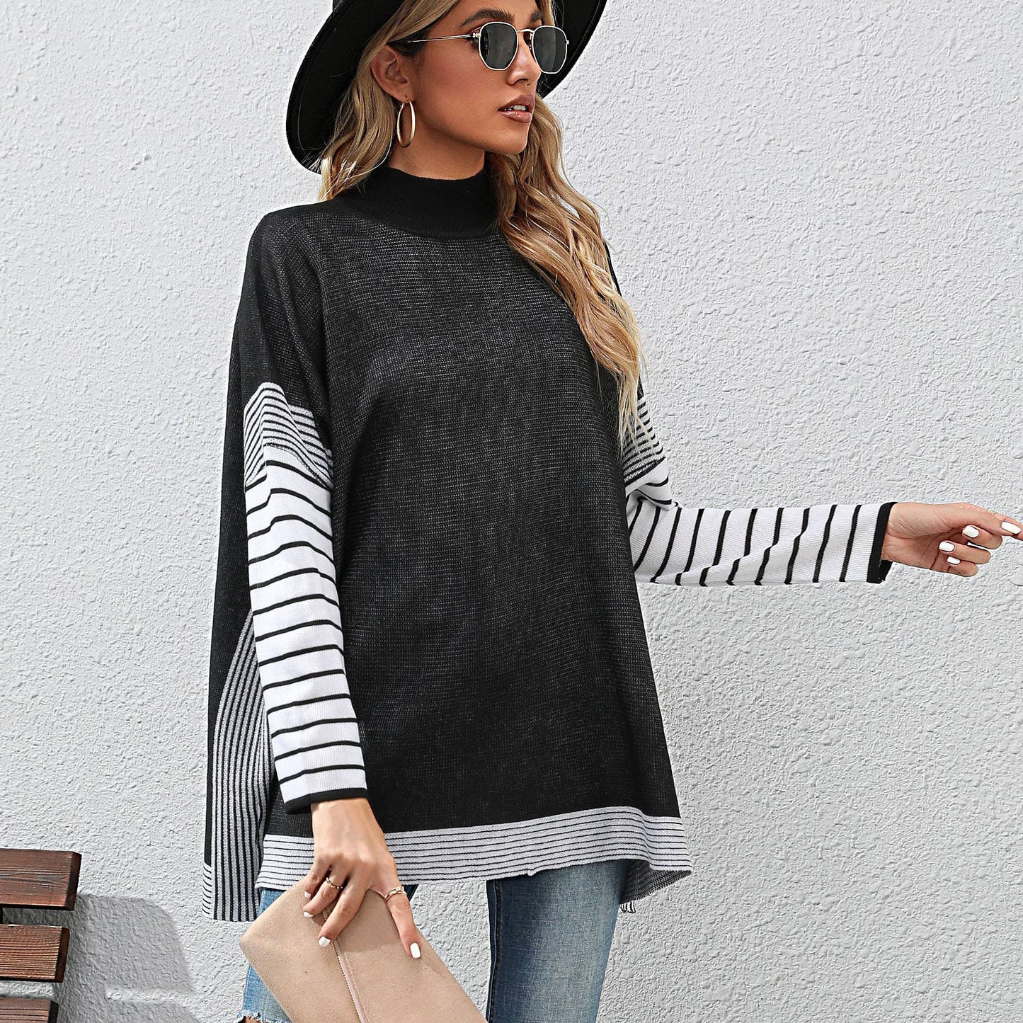 BAT-SLEEVED STRIPED HALF-TURTLENECK KNITWEAR