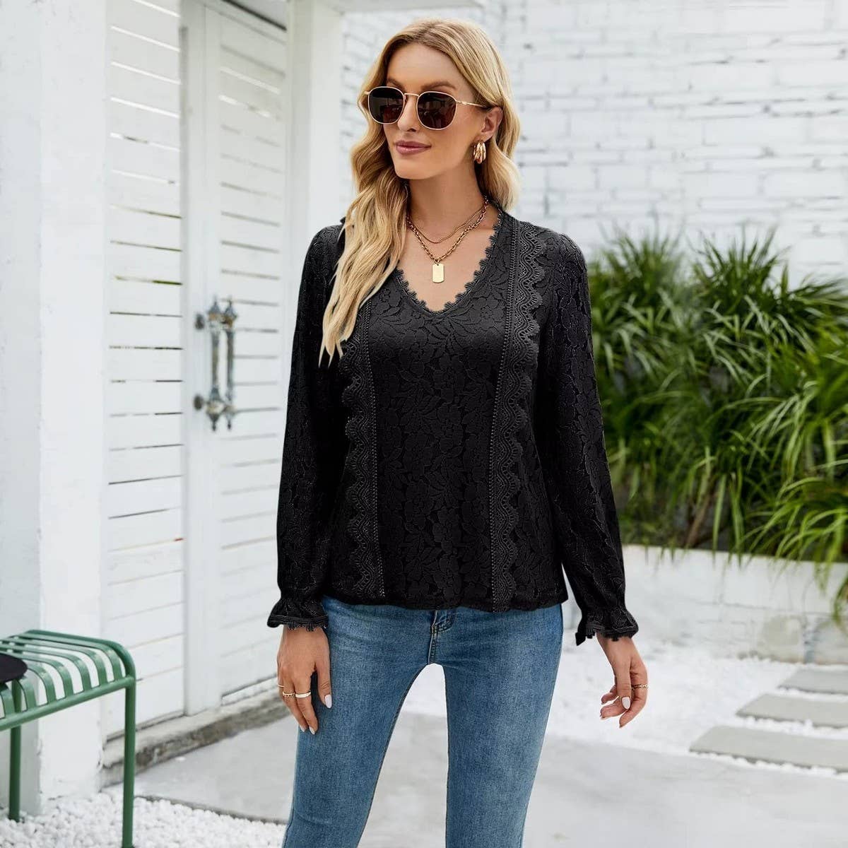 Cut-out lace sexy long sleeve lace top
