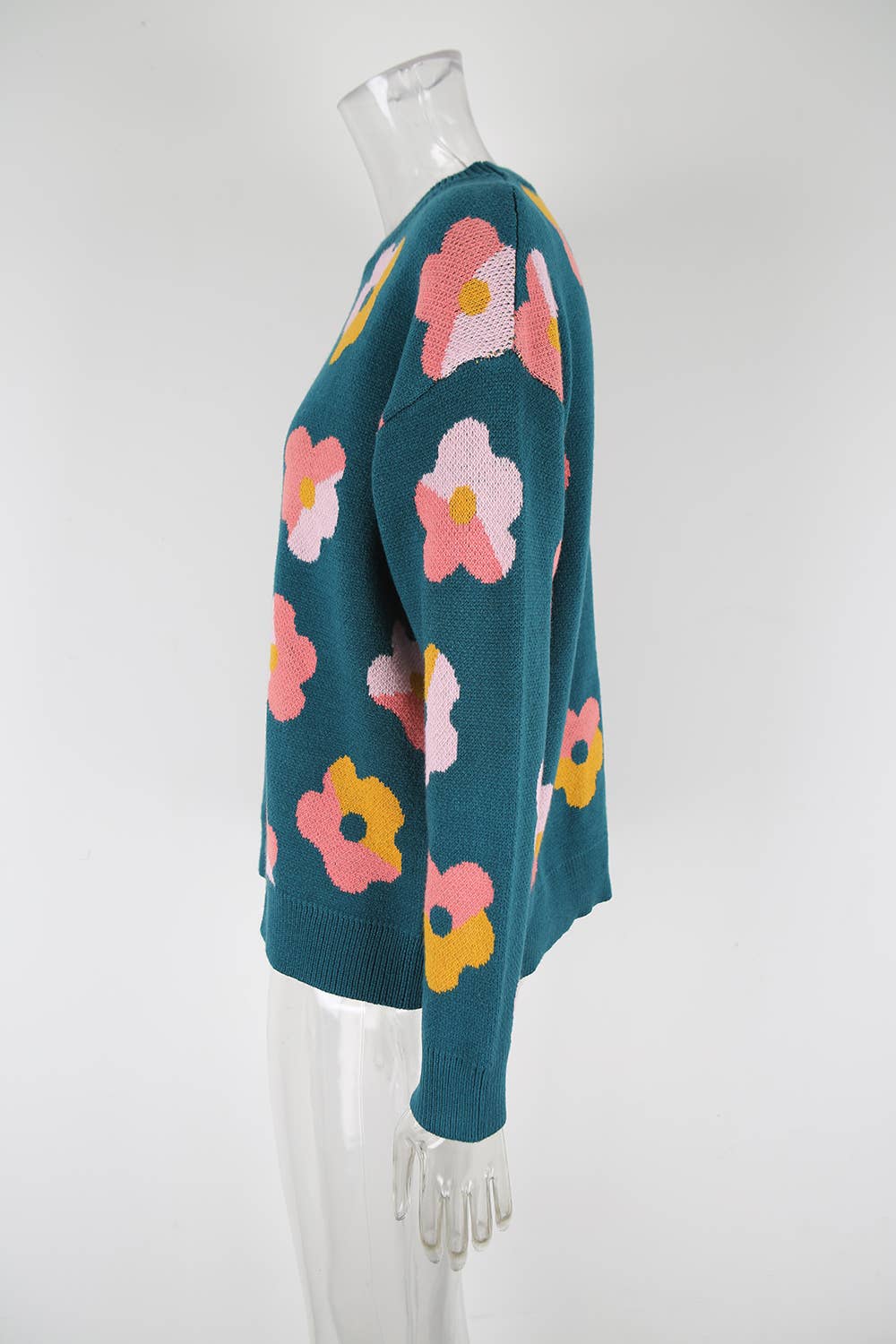 Color-blocked round-neck fashion knitted sweater