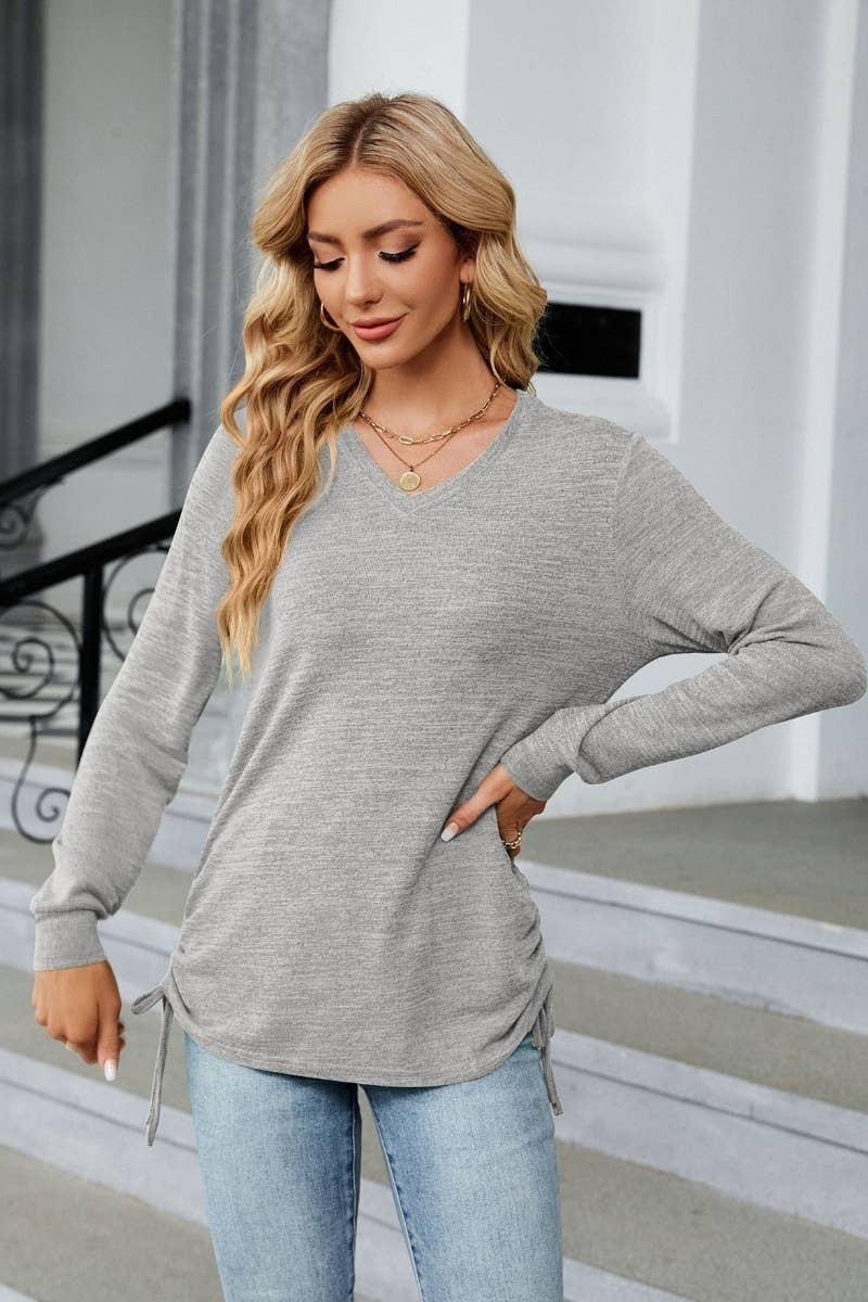 CWTBLL2690_FALL V-NECK PLEATED SOLID COLOR LONG-SLEEVED TOP