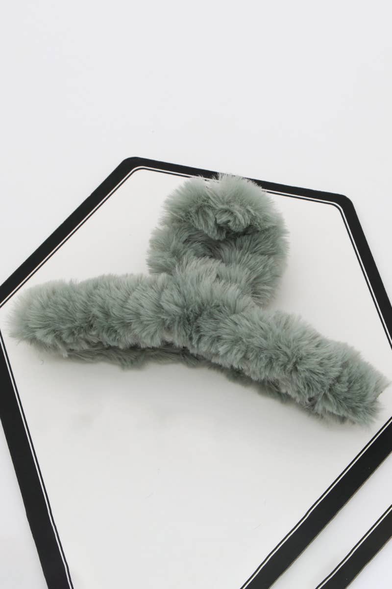 MULTICOLOR FAUX RABBIT FUR HAIR CLAW CLIP TWIST_CWAHA0153