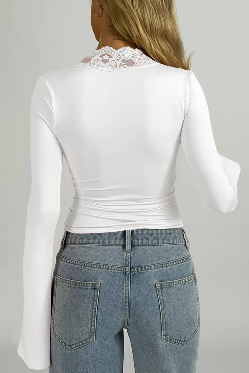 CWTBLL3700_V-NECK LACE STITCHING LONGSLEEVED BOTTOMING SHIRT