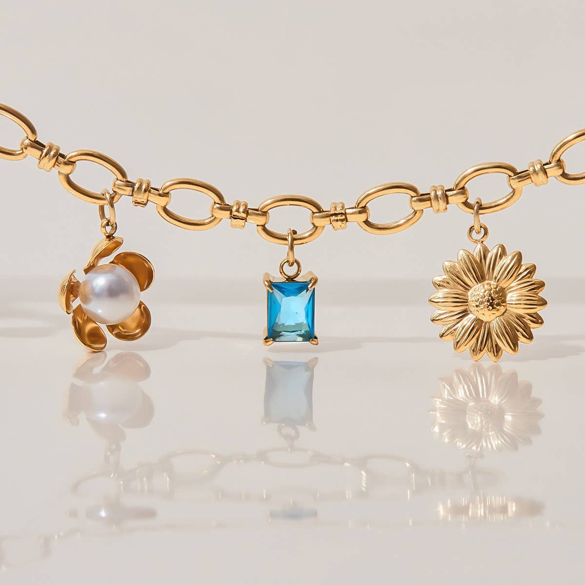 Vacation Pearl Heart & Flower Blue Bracelet