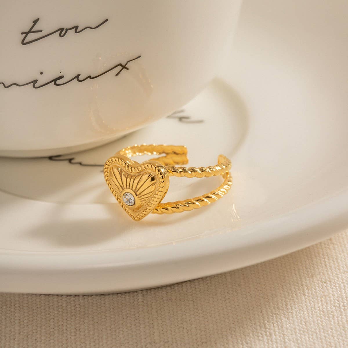 18K GOLD-PLATED ZIRCON INLAID HEART RING_CWAJE1247