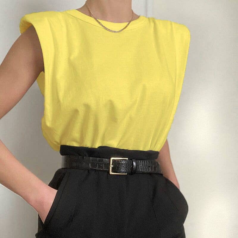 Fitting T-shirt with sleeveless shoulder pads