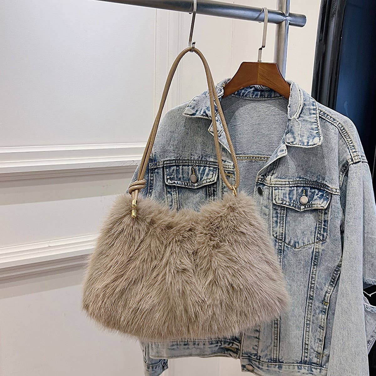WINTER FASHION ALL-MATCH SINGLE SHOULDER PLUSH BAG_CWAB3914