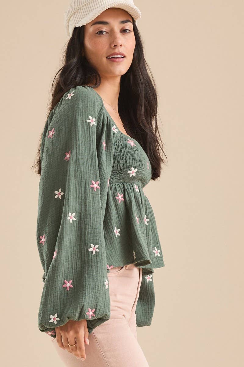 CWTBLL3953_LOOSE LANTERN SLEEVE SQUARE NECK EMBROIDERED TOP