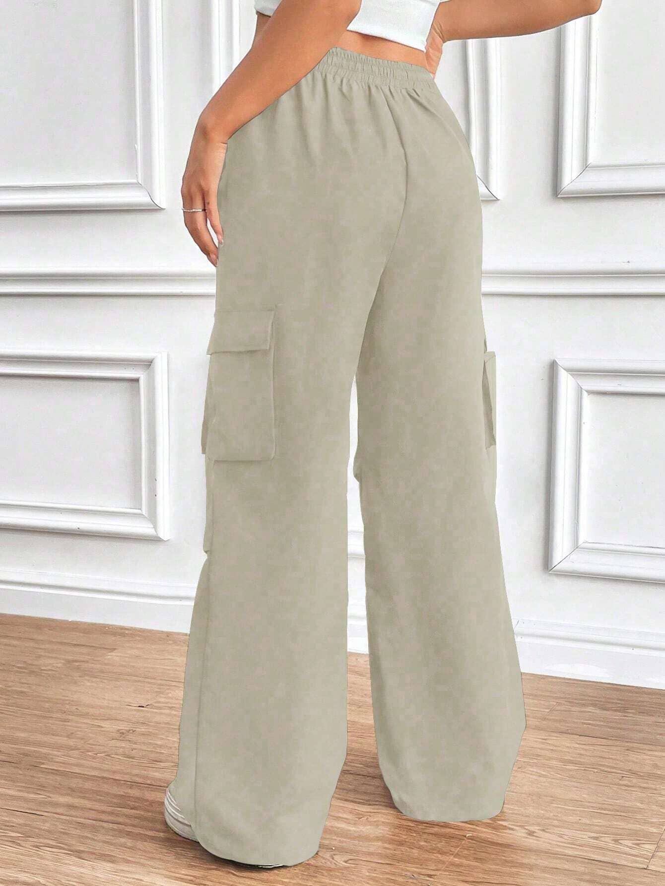 Elastic waist high-waisted baggy cargo pants