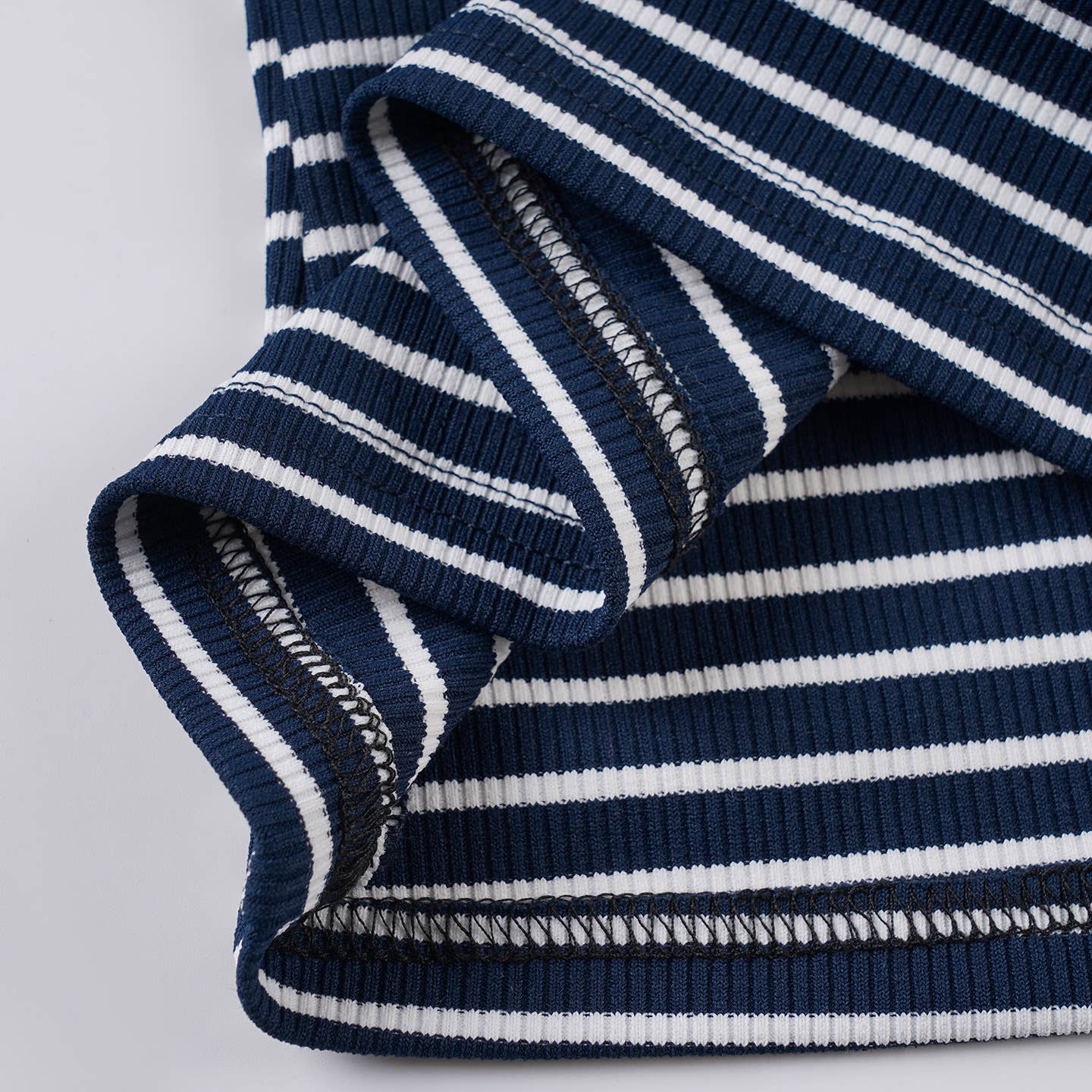 Color-blocking striped fitted long-sleeved Top