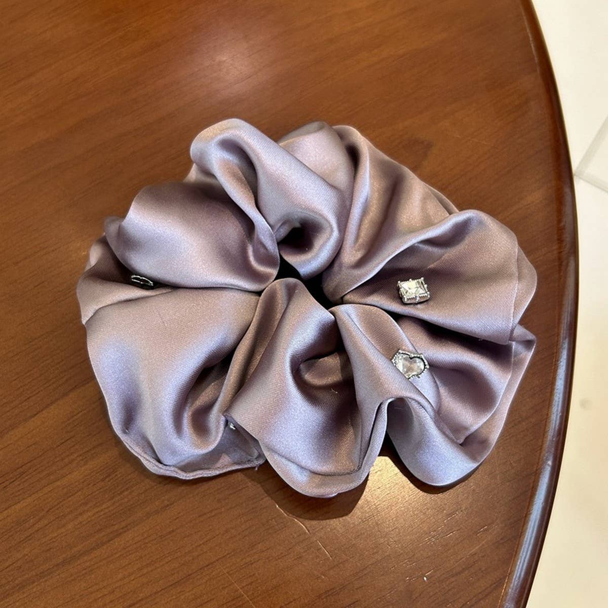 LIGHT LUXURY LOVE LARGE INTESTINE HAIR SCRUNCHIES
