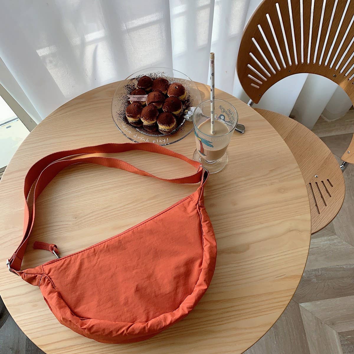 CWAB5811_RETRO STYLISH CROISSANT SHOULDER BAG