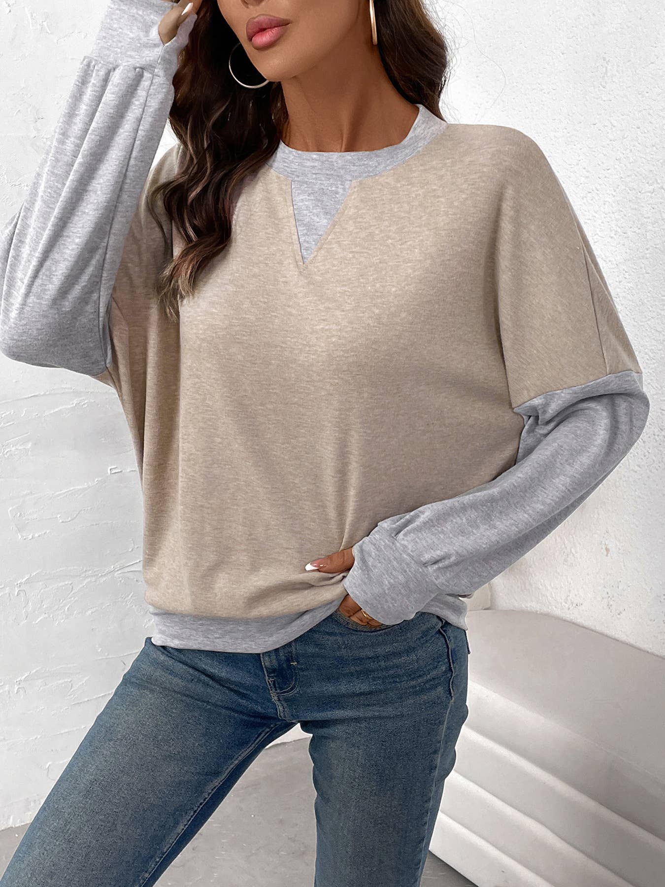 CREW-NECK THIN COLOR MATCHING PULLOVER HOODIE