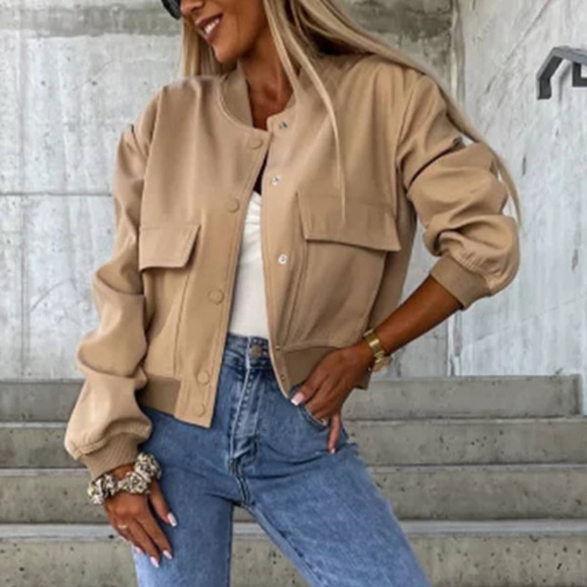 AUTUMN AND WINTER JACKET WITH STAND-UP COLLAR