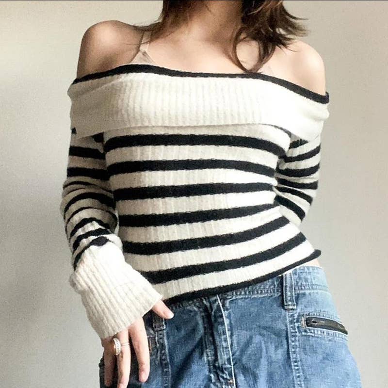 BLACK AND WHITE STRIPED SEXY ONE-SHOULDER SWEATER