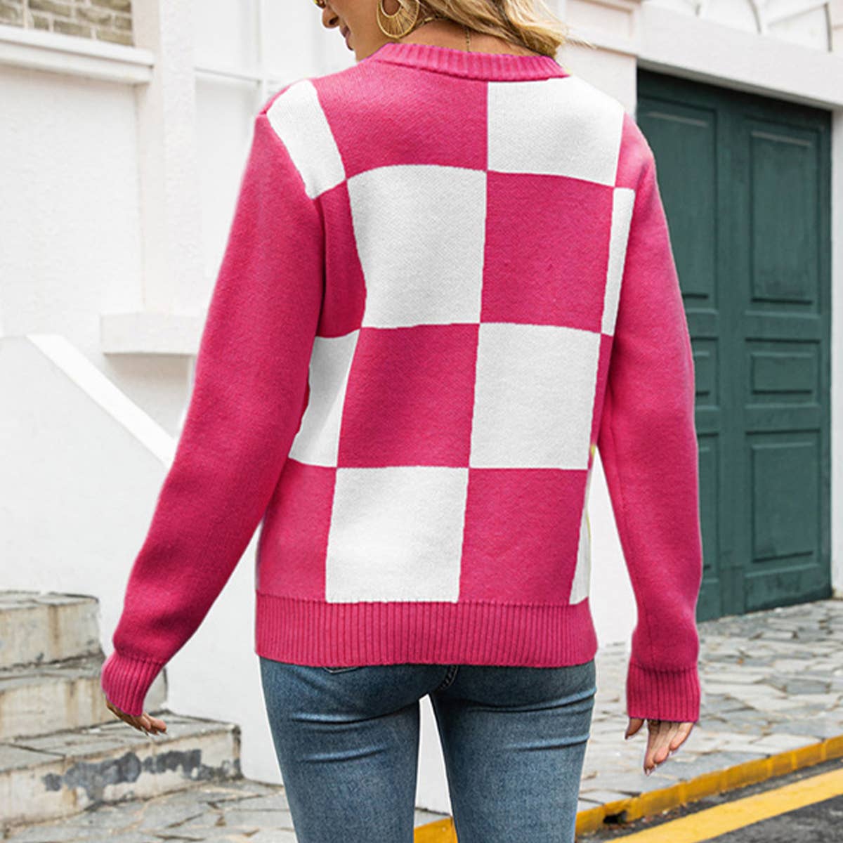 CREW-NECK PLAID SWEATER IN CONTRASTING COLORS