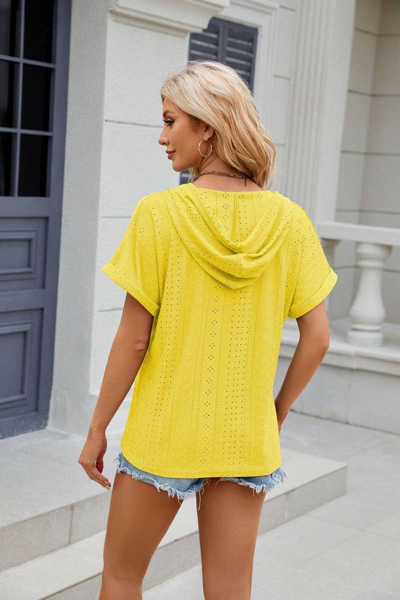 CWTTS1086_SOLID COLOR BUTTONED HOODED DRAWSTRING T-SHIRT