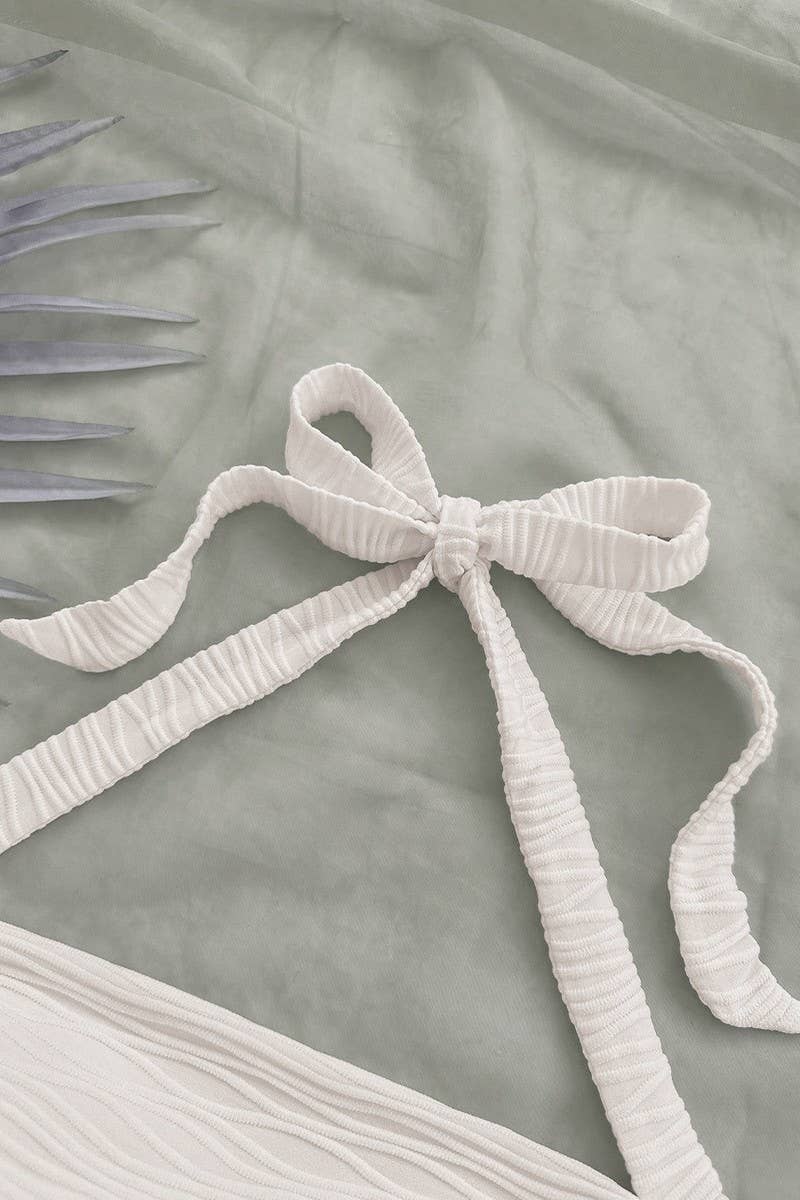 CWTHT0221_SOLID COLOR TIE NECK BACKLESS CAMI TOP