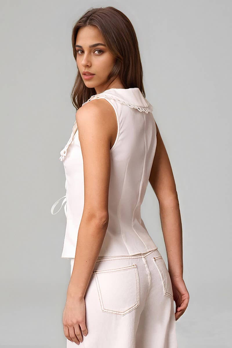 CWTBLSL1001_LACE TRIM TIE FRONT SLEEVELESS SHIRT TOP