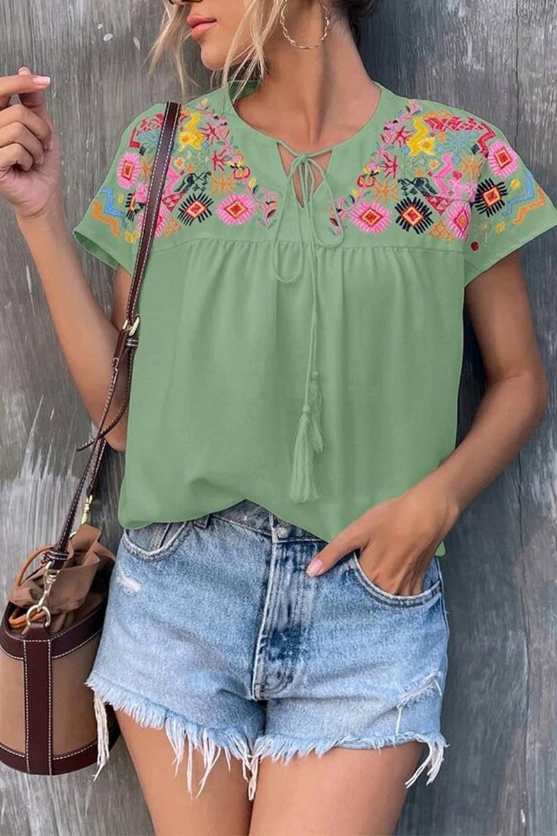 CWTSTS0662_SUMMER EMBROIDERED TASSEL TIE NECK SHIRT