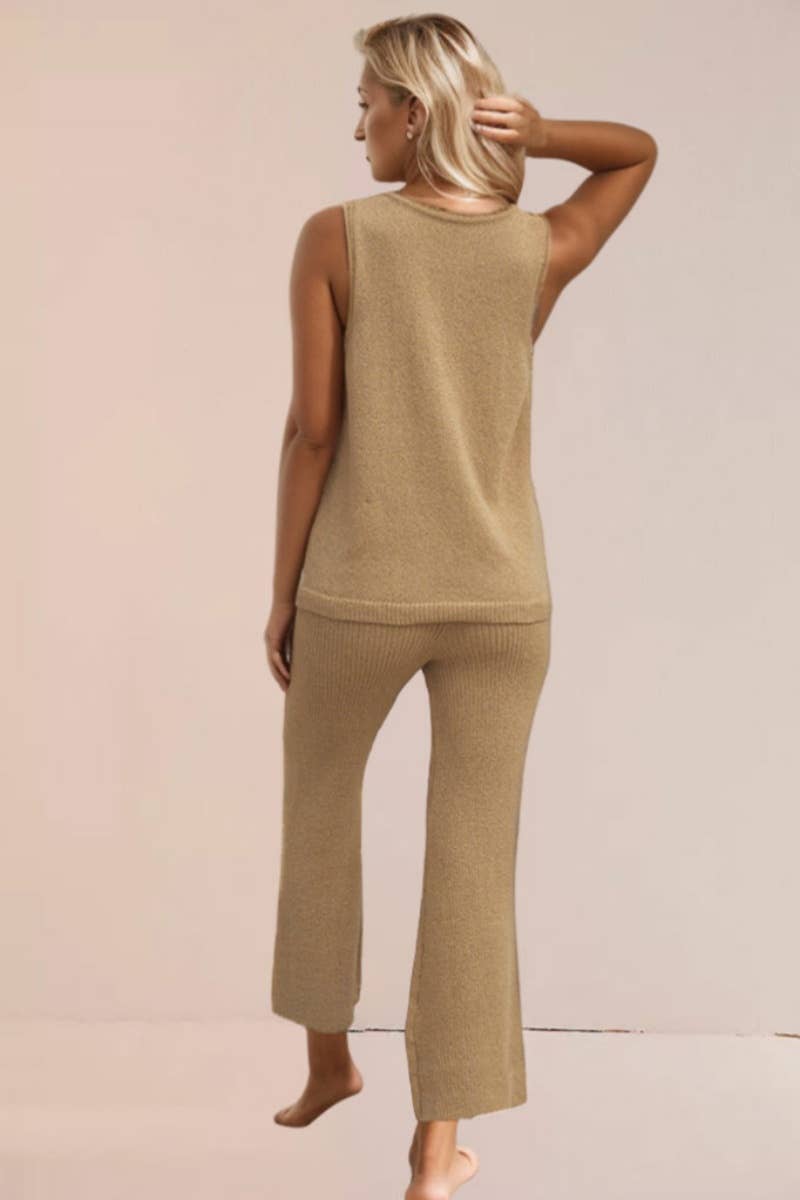 CWSS0495_KNIT SLEEVELESS TOP AND PANTS SUIT FOR WOMEN