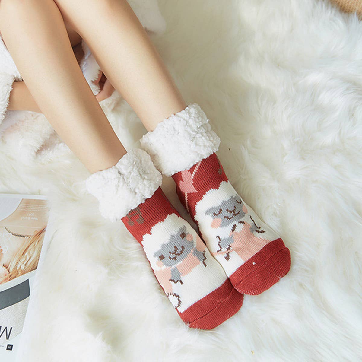 CARTOON FLOOR SOCKS MID-TUBE PLUSH INDOOR SLIPPERS_CWMS0737