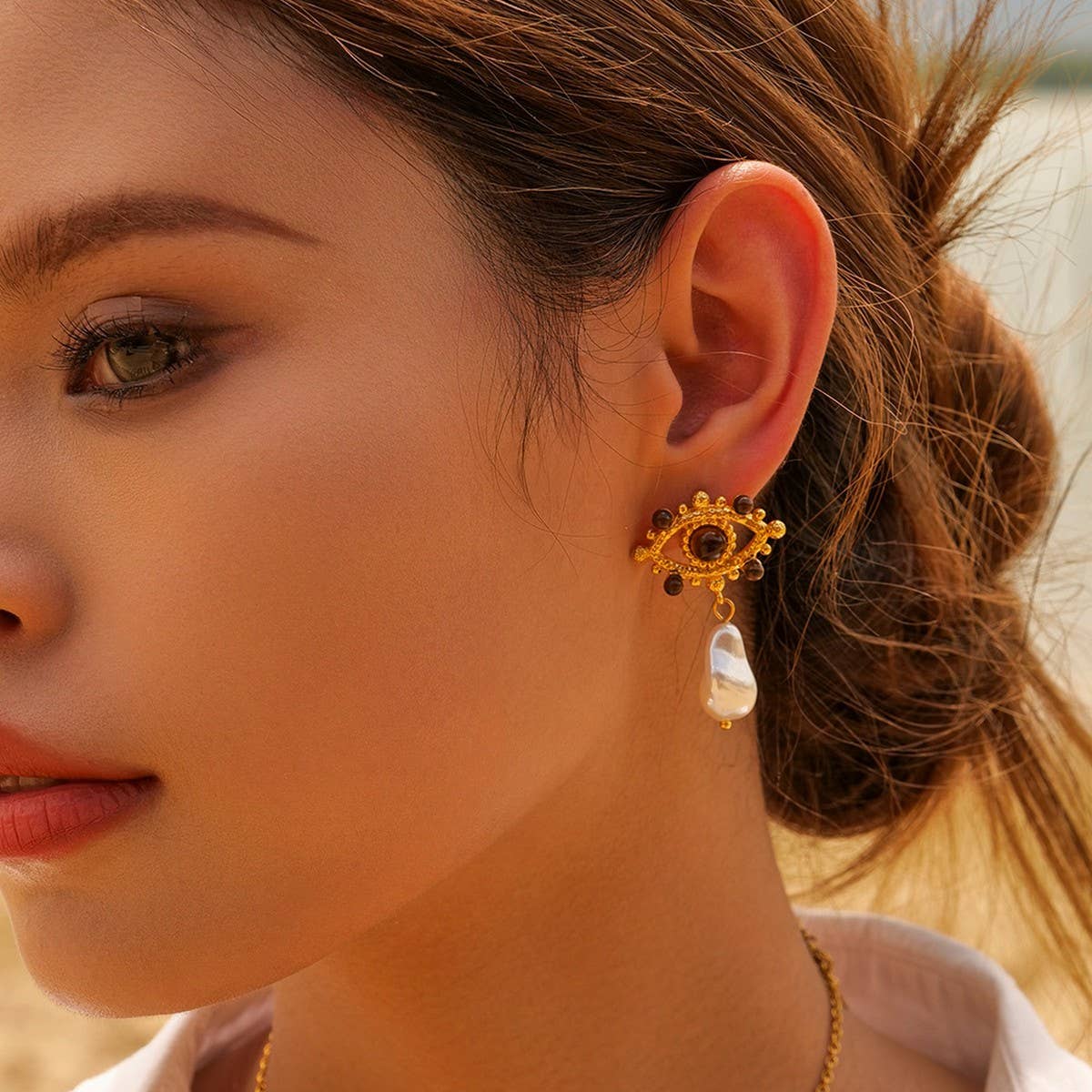 LIGHT LUXURY LACE HOLLOW TIGER EYE STONE EARRINGS