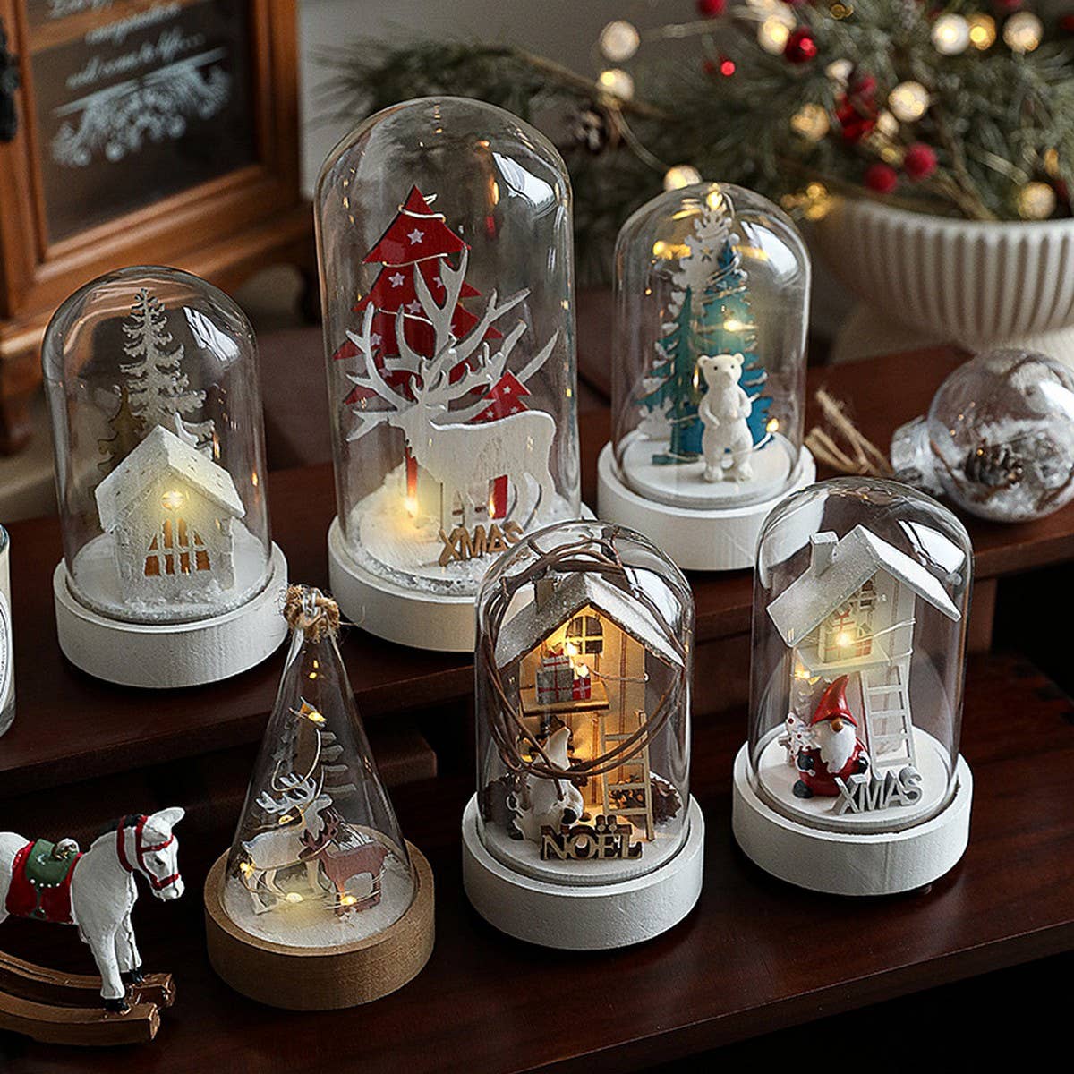 Wood Glass Xmas Night Light Santa Reindeer Scene_CWMM9691