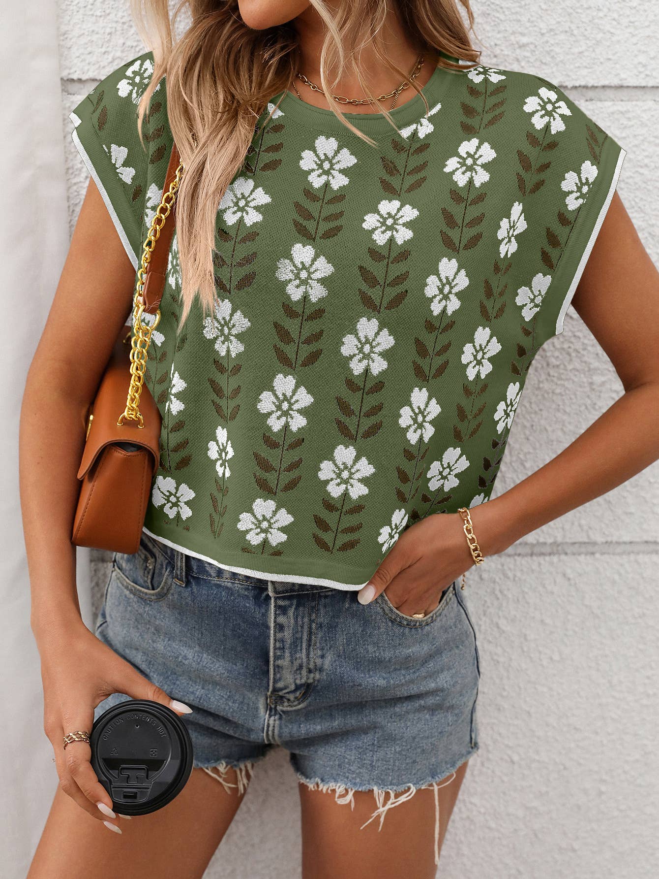 Crop short sleeve crew-neck knit floral sweater