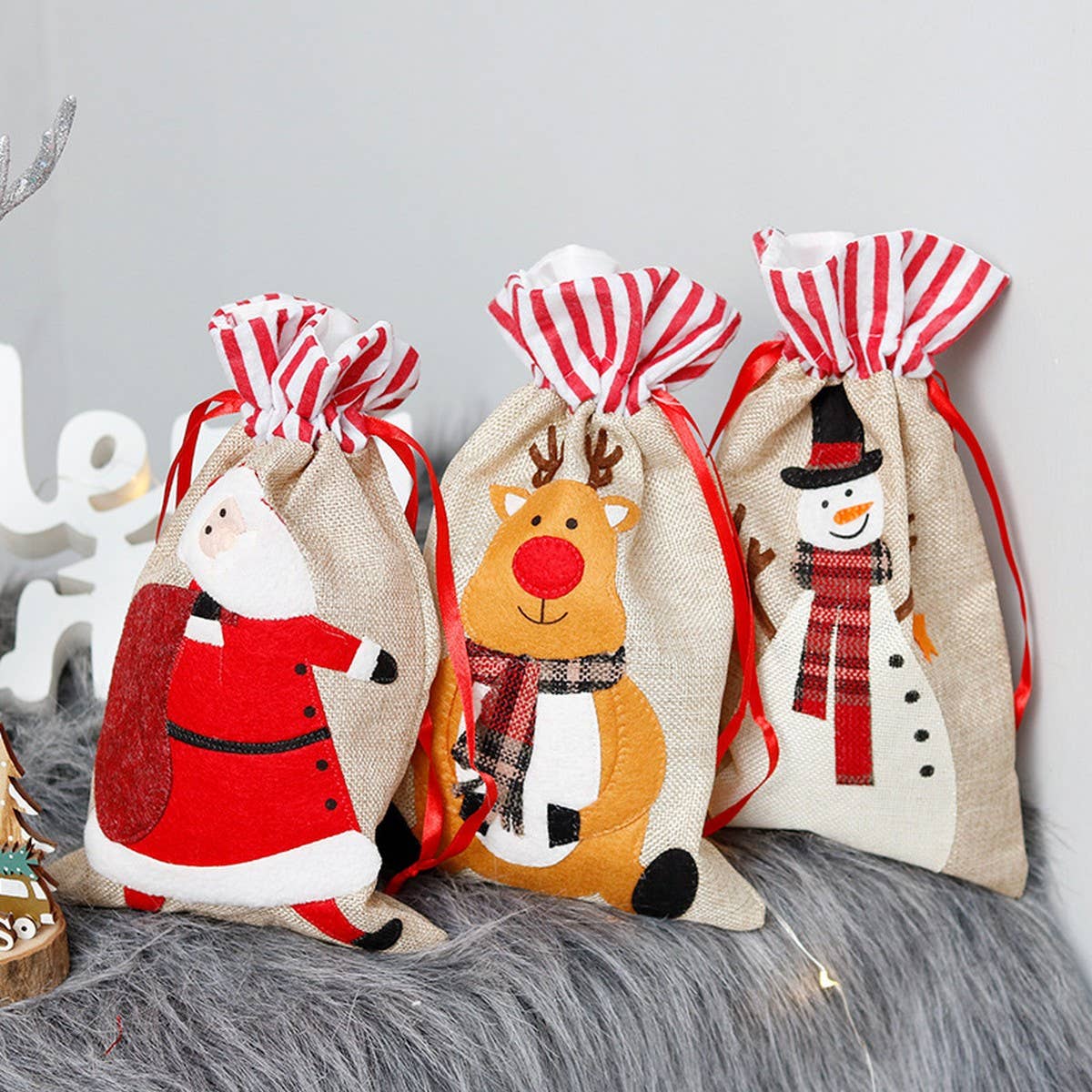 Burlap Embroidered Kids Christmas Gift Bag_CWAJE05393