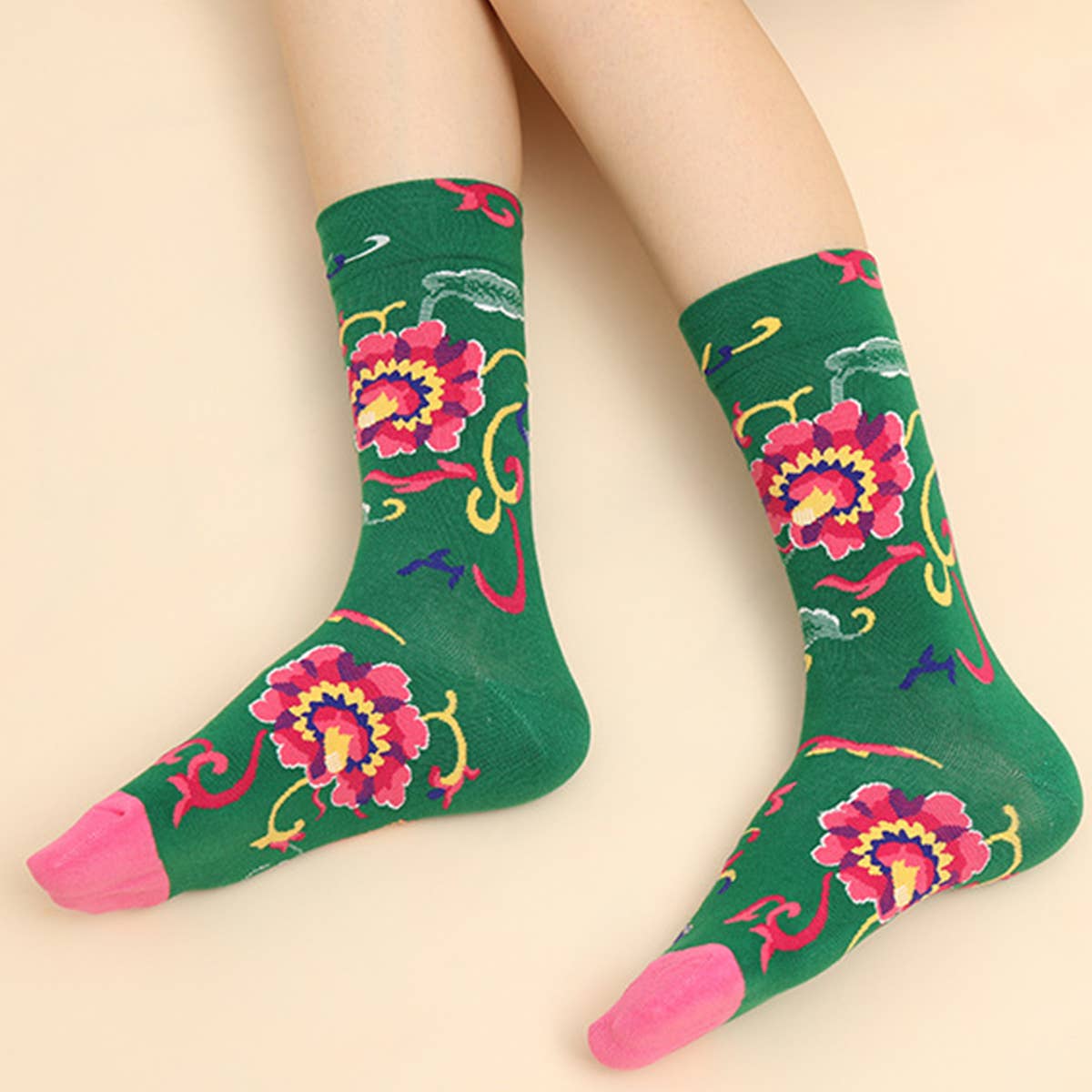 OIL PAINTING CREATIVE STREET SKATEBOARD SOCKS_CWMS0166