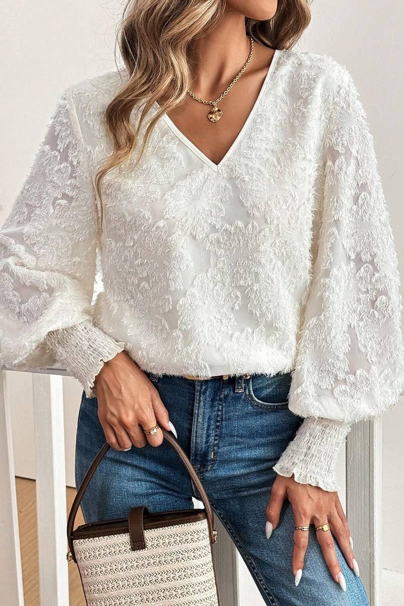 CWTBLL3535_V-NECK LANTERN SLEEVE EMBROIDERED WHITE SHIRT TOP