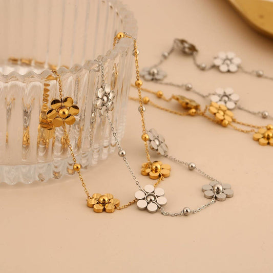 Stainless Steel Daisy Necklace with Beaded Chain_CWMM8876