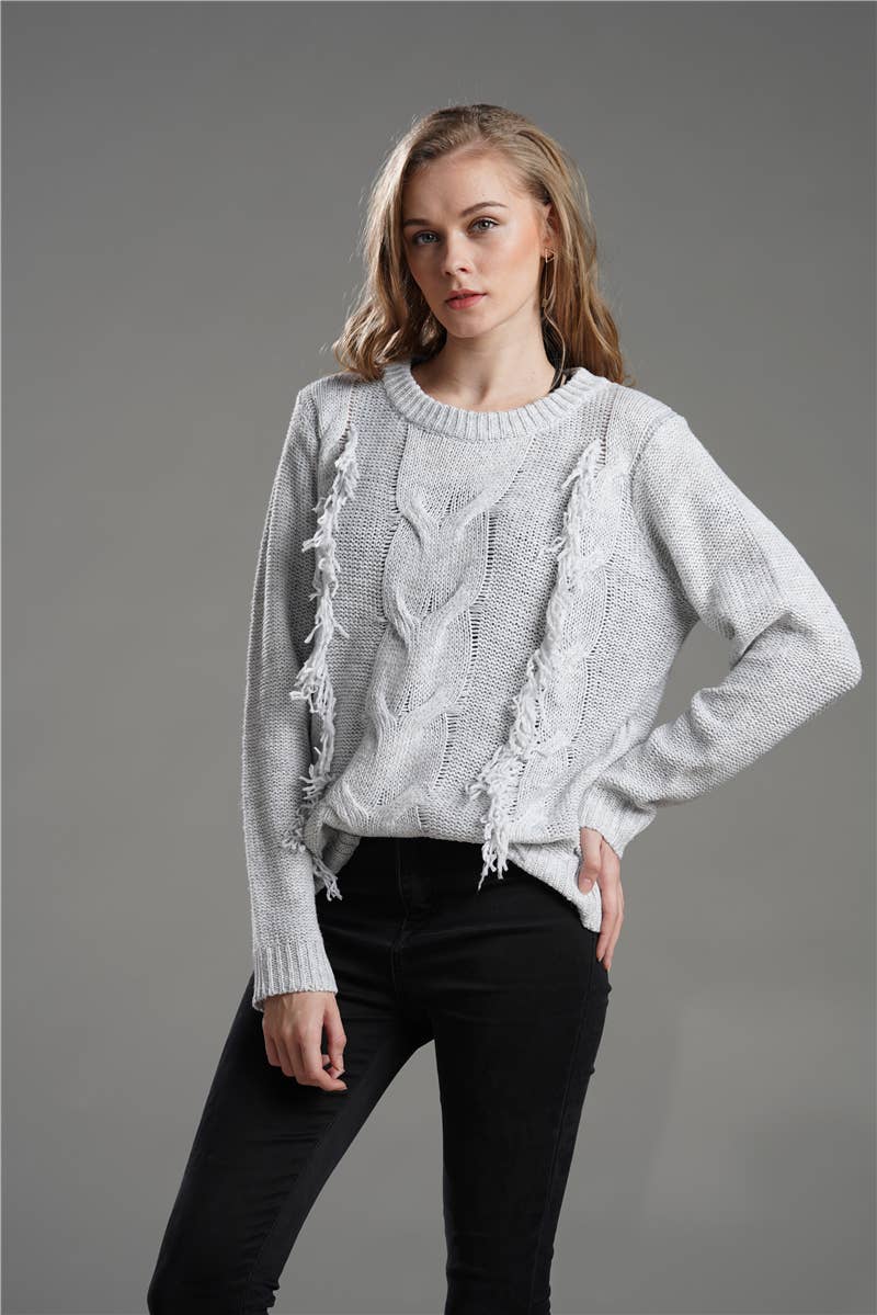 Crewneck long-sleeved pullover sweater with fringe