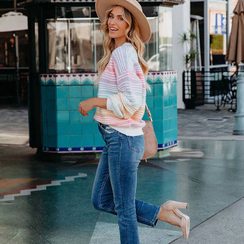 BAGGY, LONG-SLEEVED RAINBOW STRIPED SWEATER