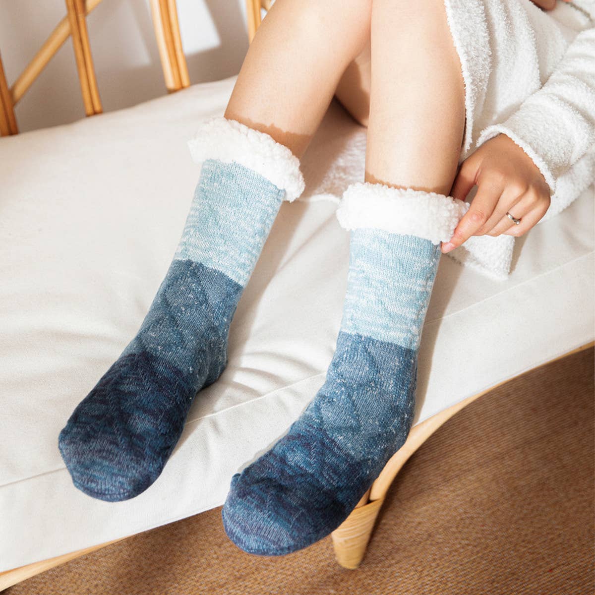 PATCHWORK KNITTED PLAID PLUSH INDOOR SLIPPERS_CWMS0715
