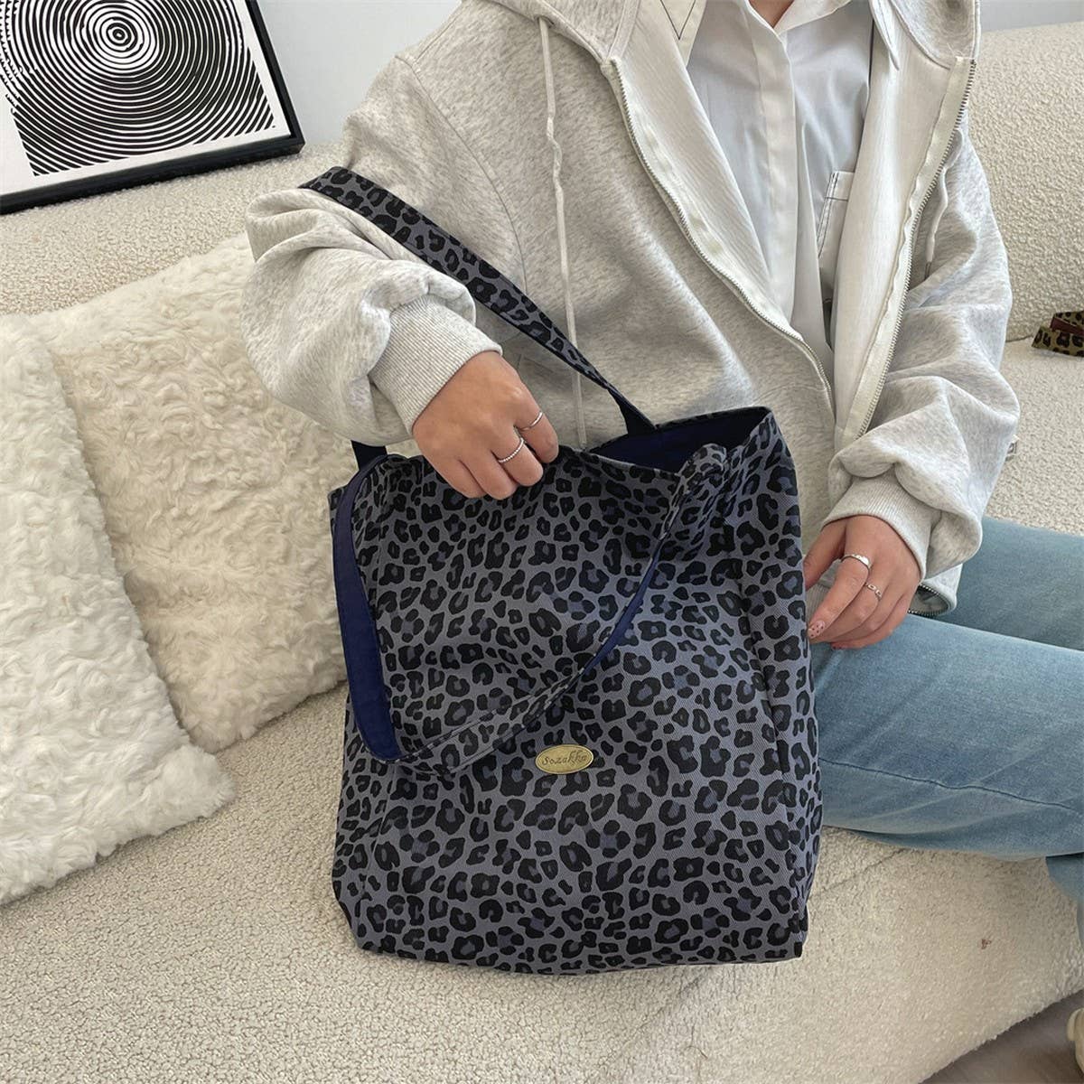 CWAB3898_LEOPARD PRINT SHOULDER UNDERARM CANVAS BAG