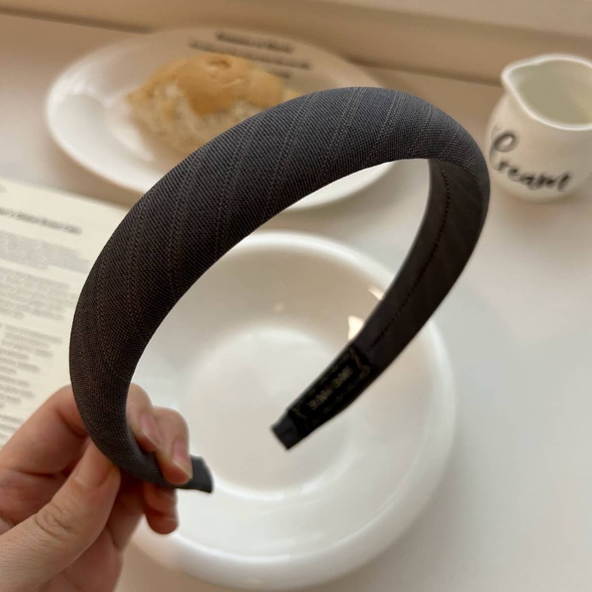NEW HIGH-END SIMPLE STRIPED HEADBAND
