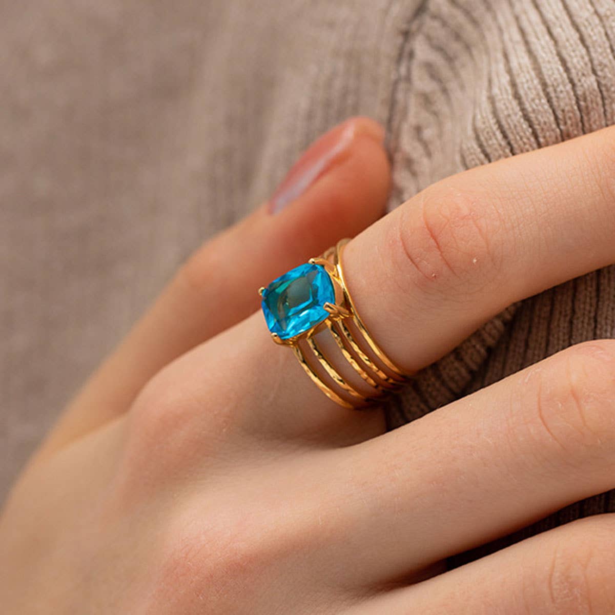 VINTAGE LAKE BLUE RECTANGULAR ZIRCON RINGS