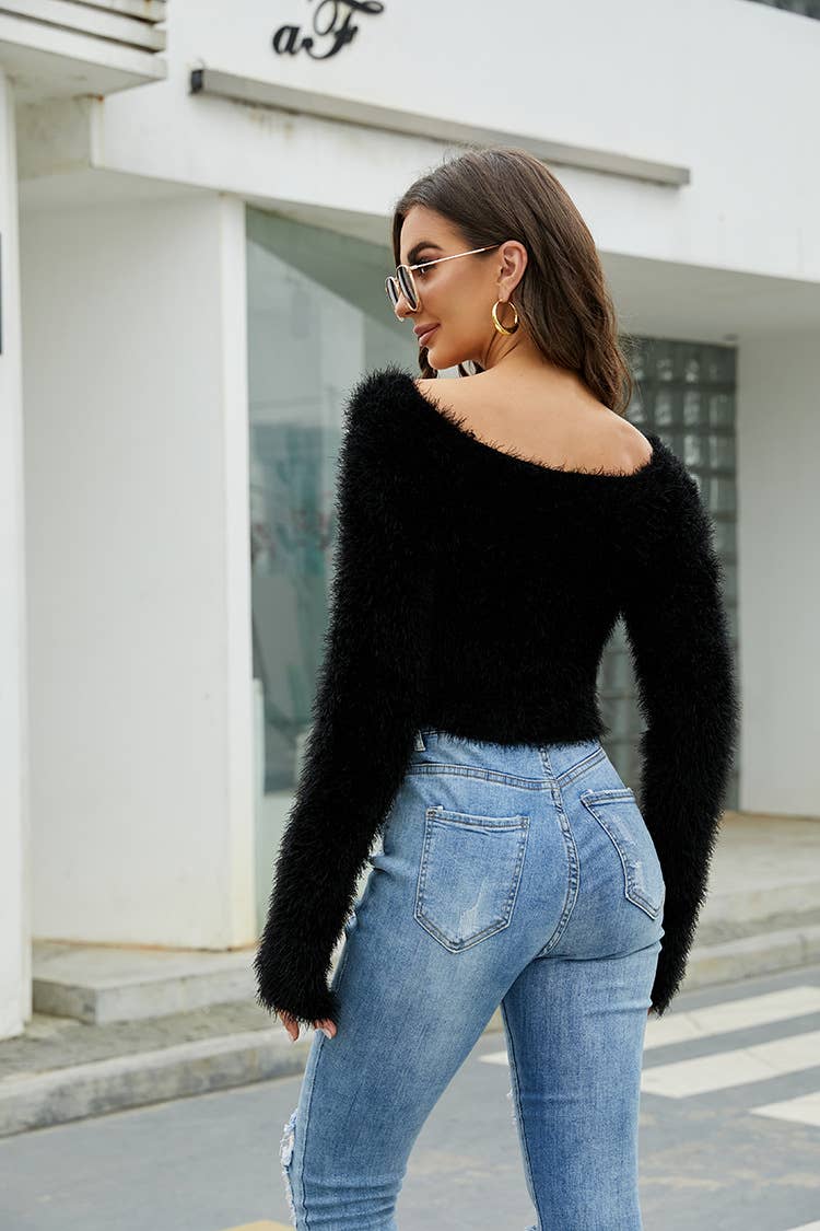 DESIGN SLIM LONG-SLEEVED KNIT MOHAIR SWEATER