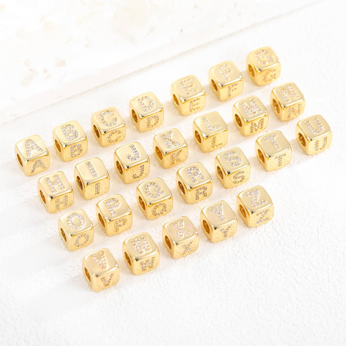 18K Gold-Plated Zirconia Dice Pendant Necklace_CWMM5876