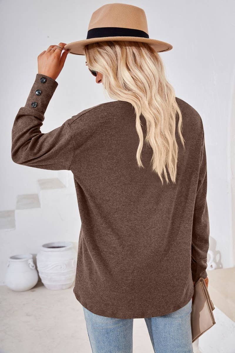 CWTBLL2693_WINTER V-NECK LONG SLEEVE BUTTON-UP TOP